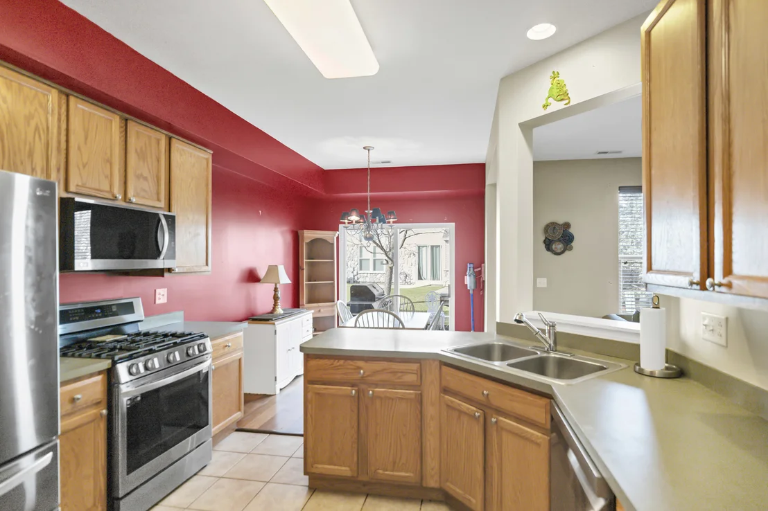Photo of 24924 Franklin Lane