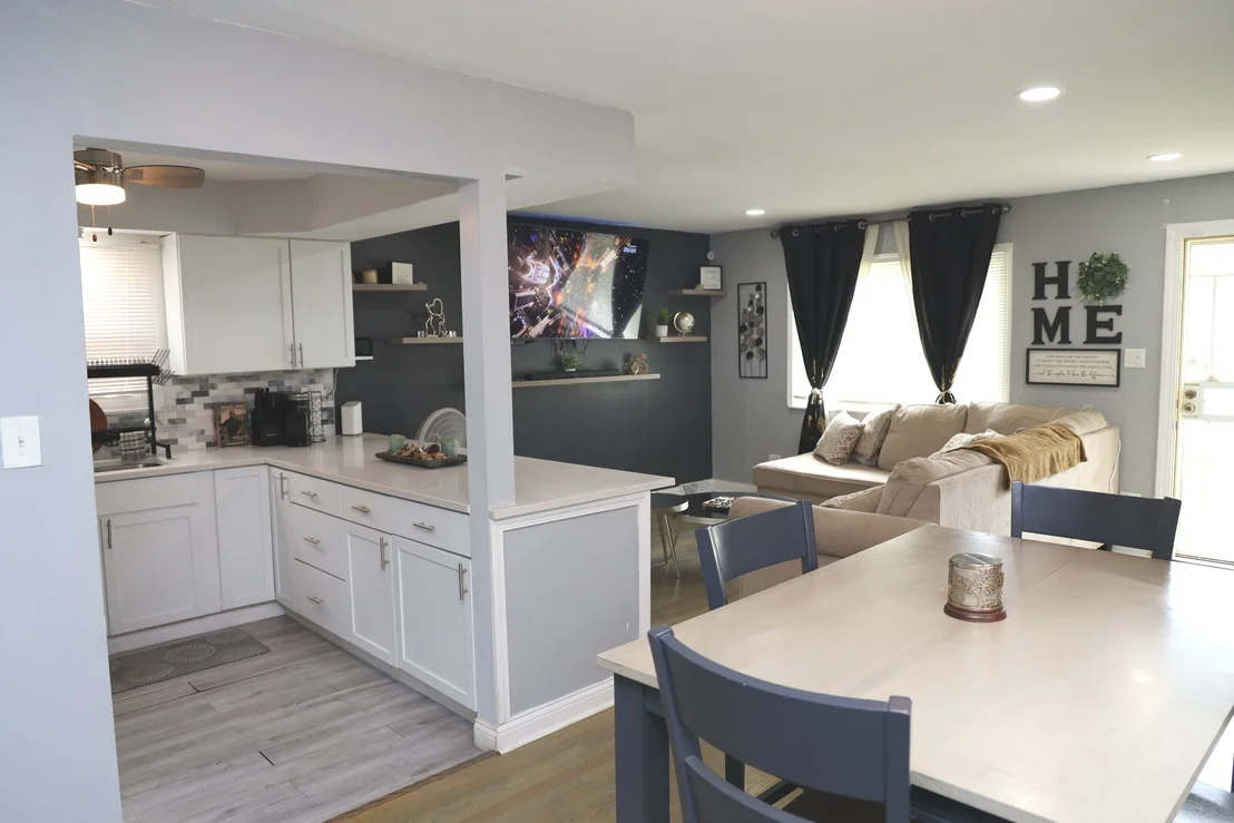 Photo of 446 W 107th Street