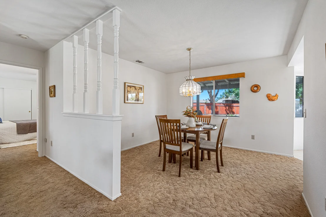 Photo of 12450 Algonquin Road