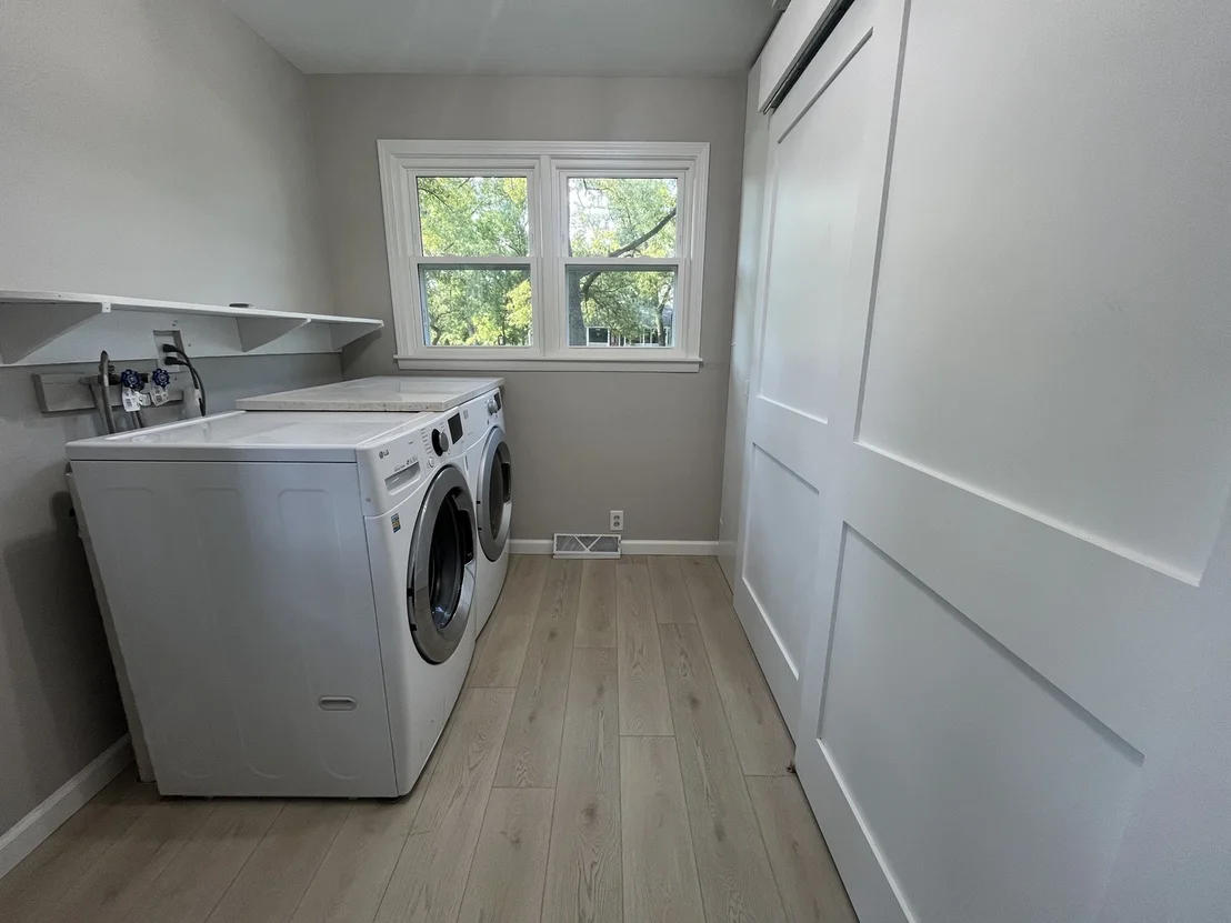 Photo of 1401 Oakleaf Drive