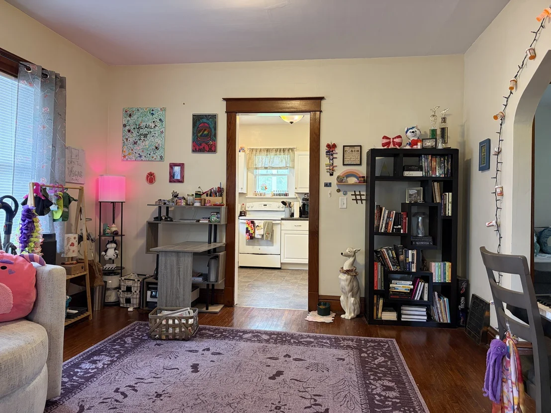 Photo of 911 Clement Street