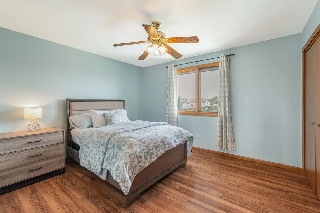 Photo of 8036 Edgebrook Lane