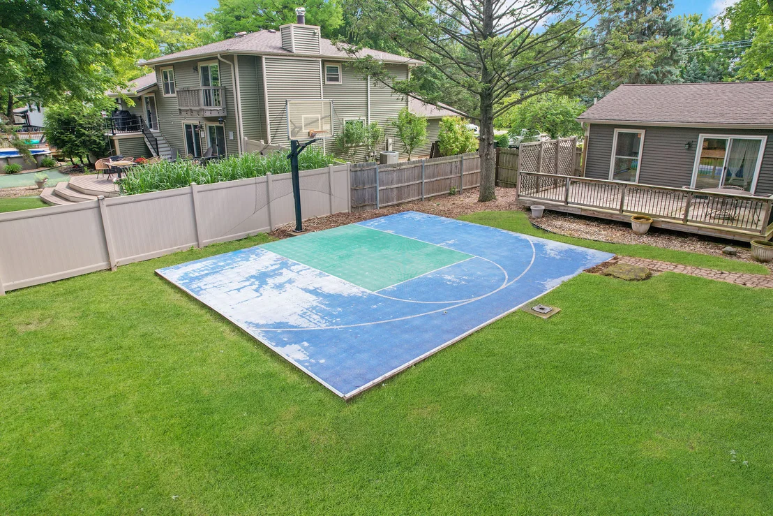 Photo of 11S556 Book Road