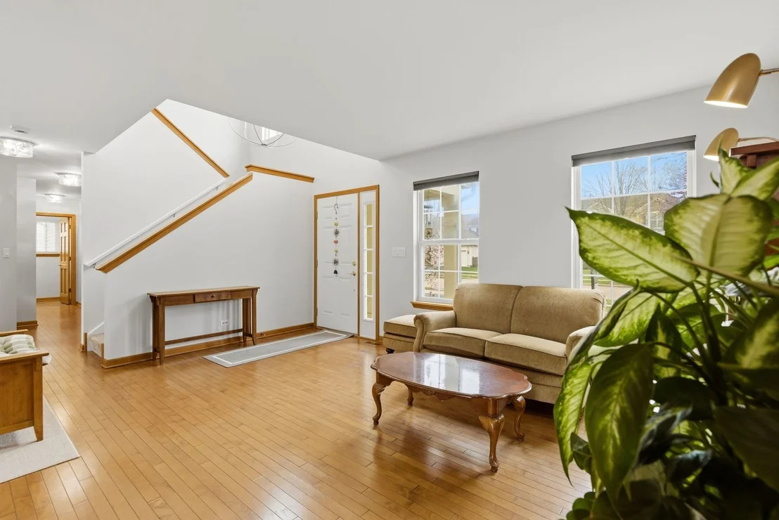 Photo of 2932 Shetland Lane