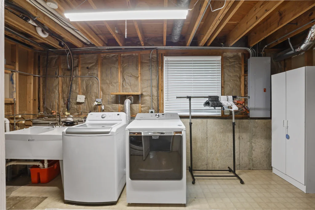 Photo of 6S415 Concord Road