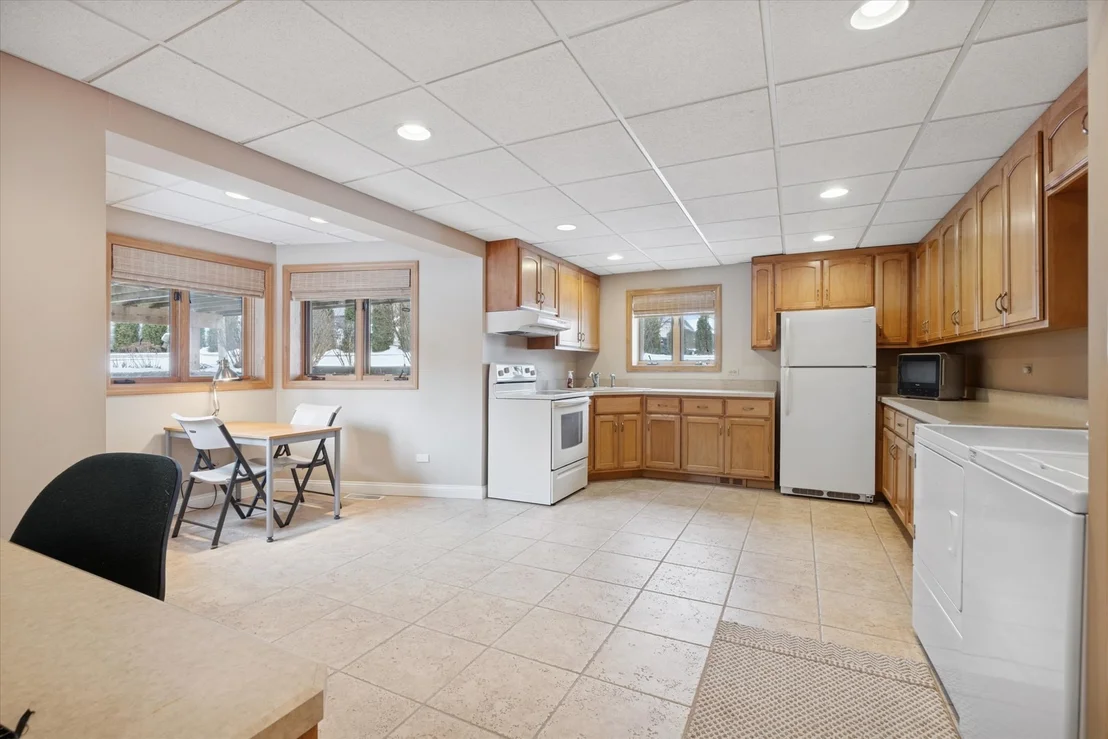 Photo of 8401 Golfview Drive