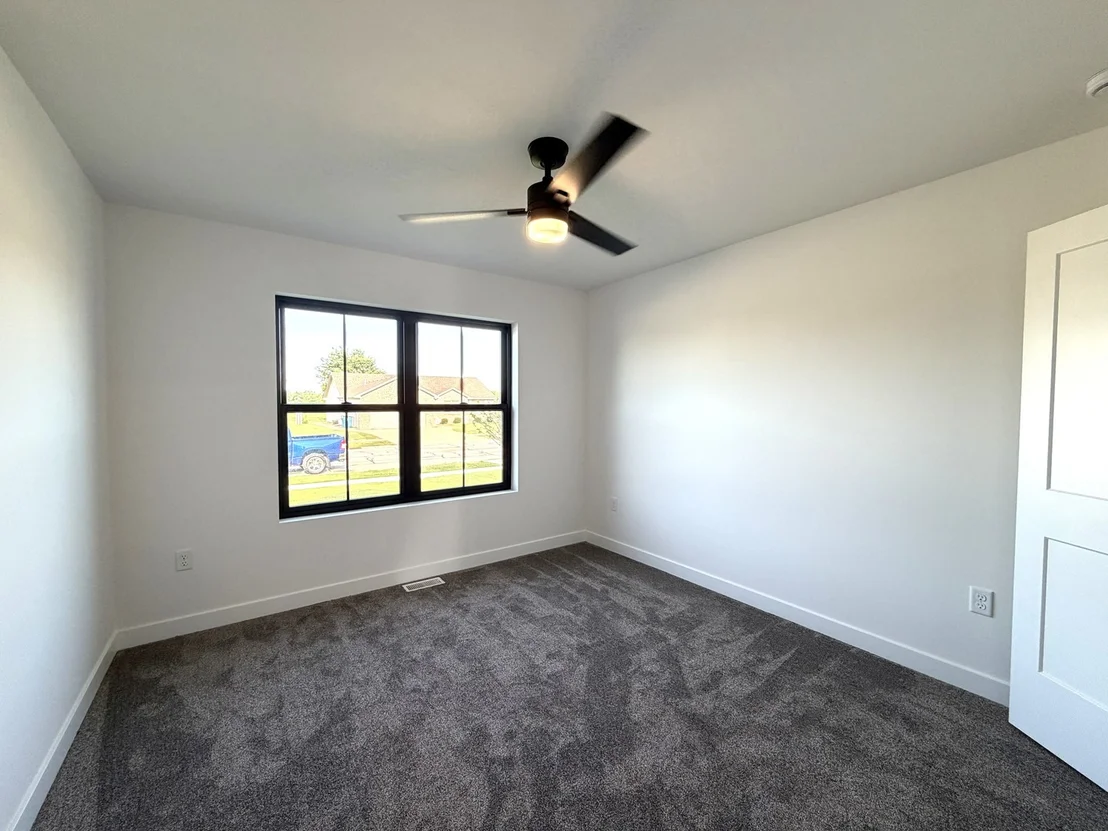 Photo of 455 Edgebrook Drive