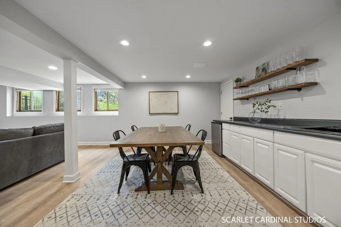 Photo of 2551 Whiteway Court