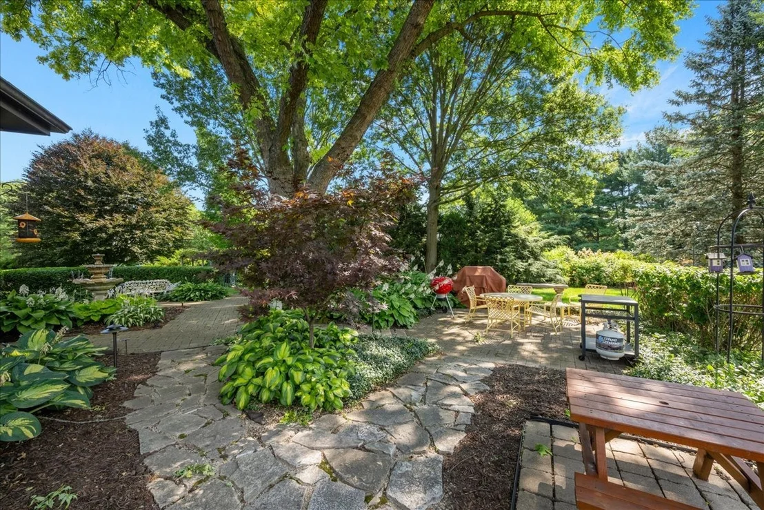 Photo of 40W170 Deer Run Drive