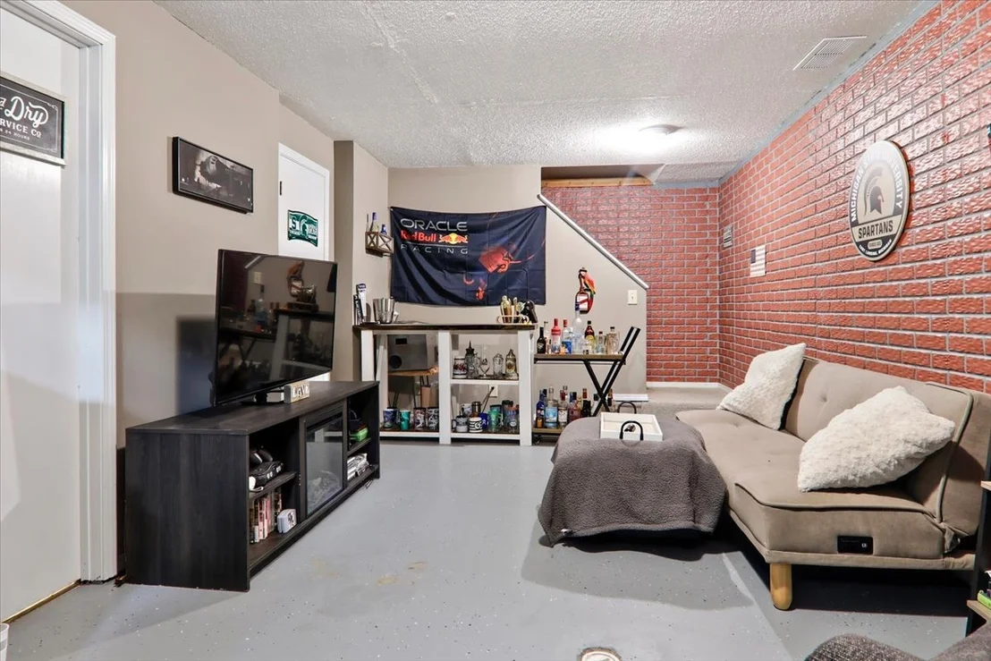 Photo of 2805 Rocksbury Drive