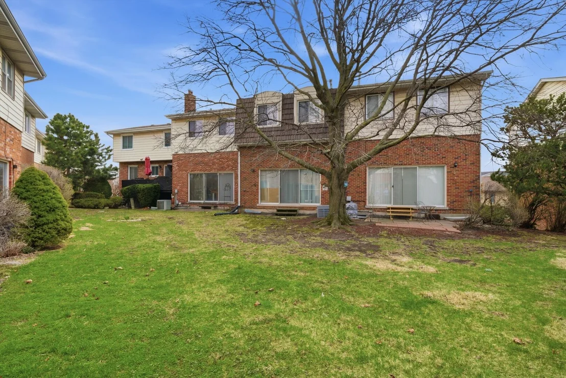 Photo of 8820 Plainfield Road