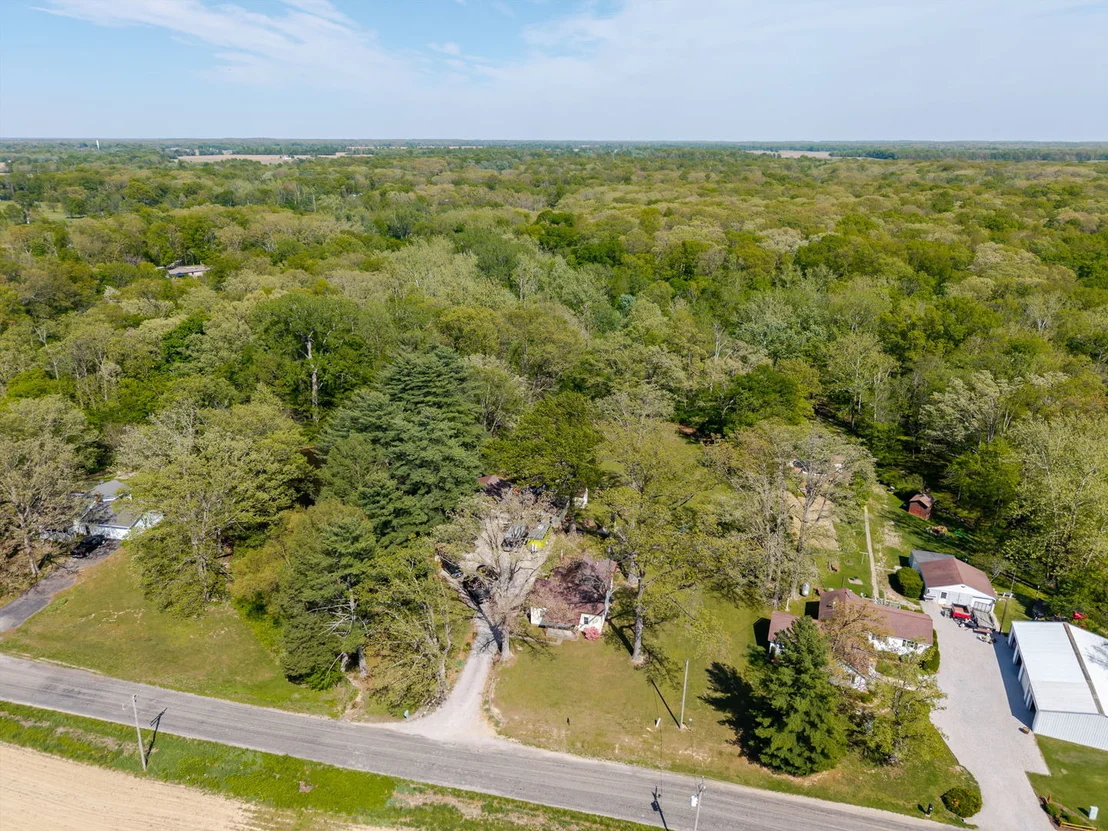 Photo of 1140 Race Track Road