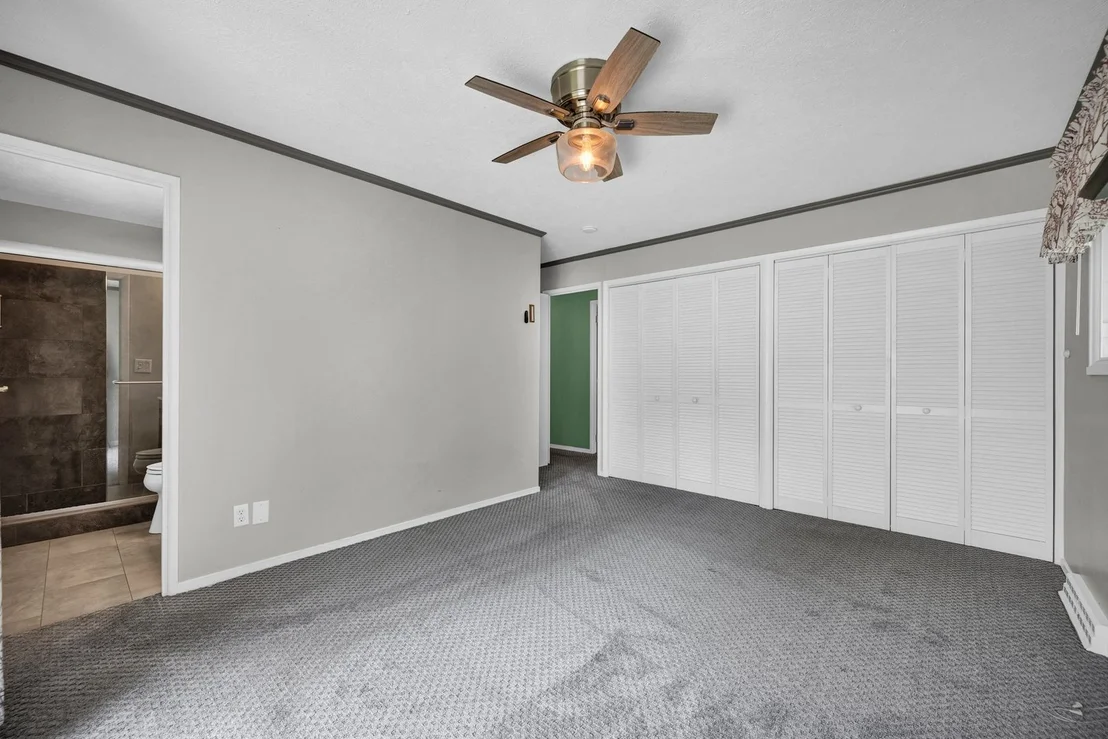 Photo of 221 Ivanhoe Way