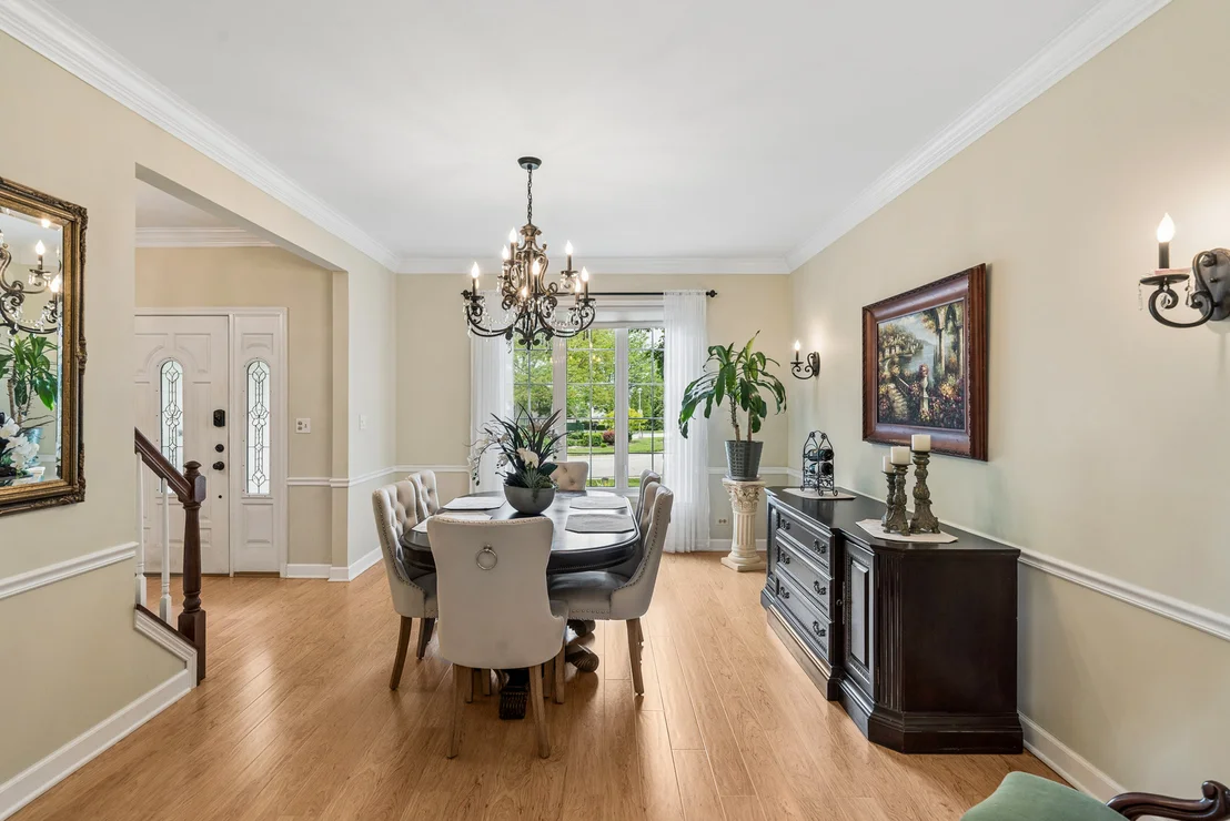 Photo of 687 Rose Lane