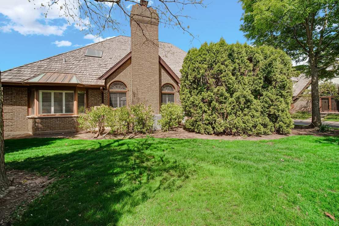Photo of 968 Coventry Lane