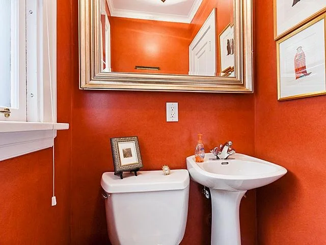 Photo of 2211 Forestview Drive