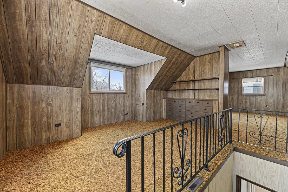 Photo of 17714 Burnham Avenue