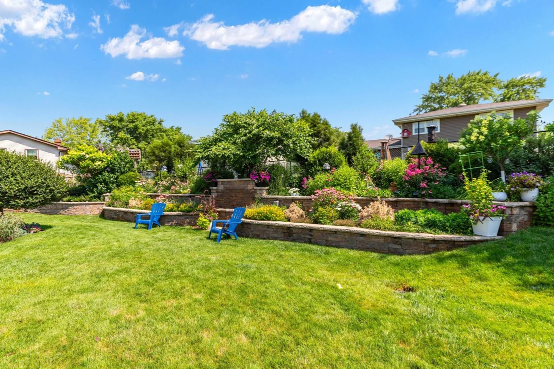 Photo of 532 MERLIN Drive