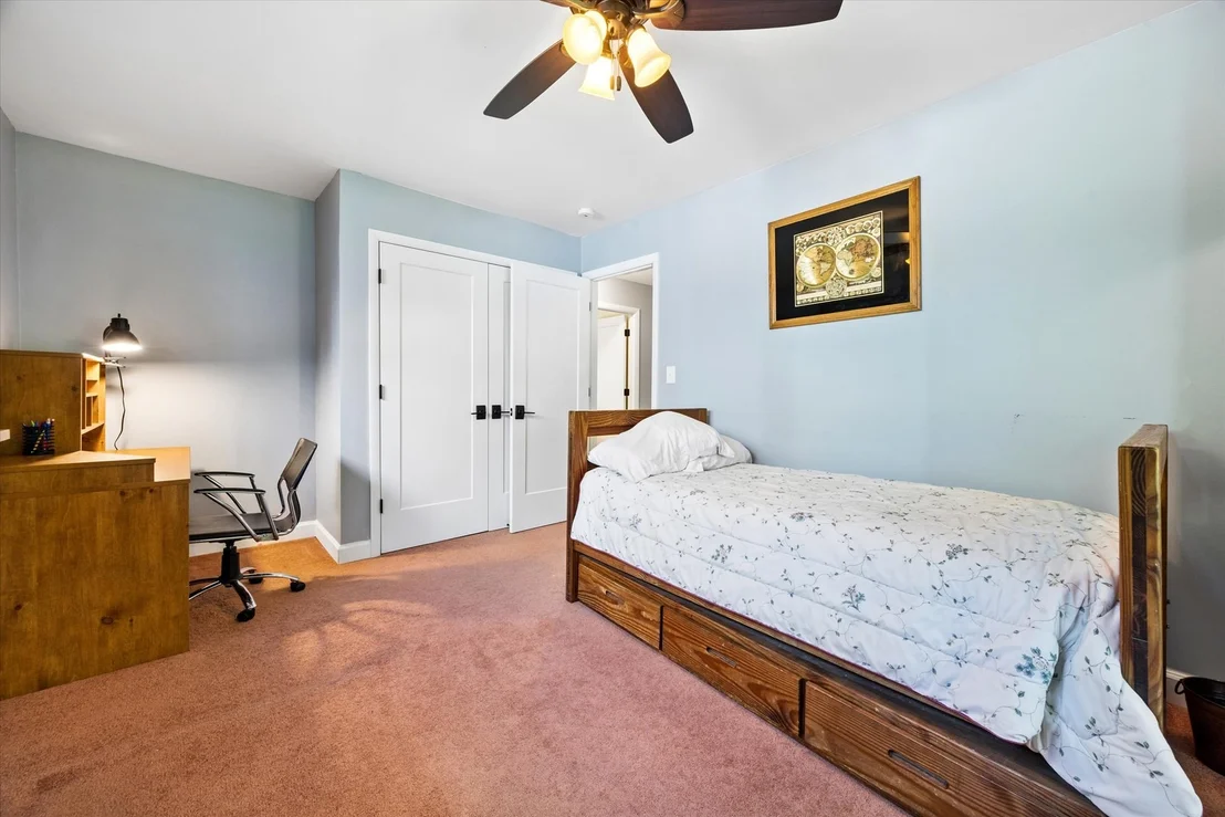 Photo of 1153 Brighton Road