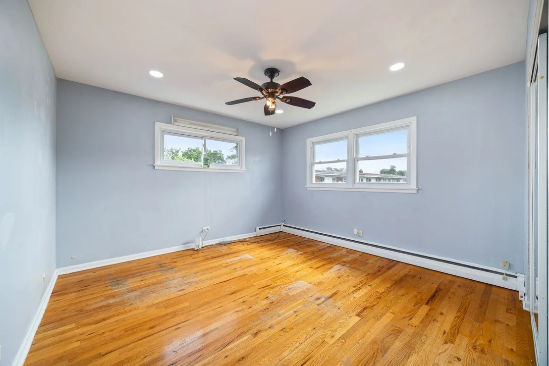 Photo of 8837 Robin Drive