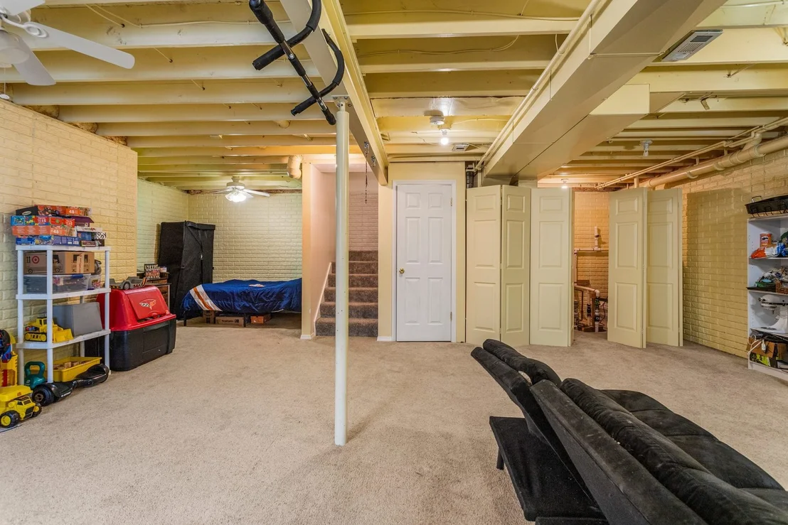 Photo of 301 Windstone Drive