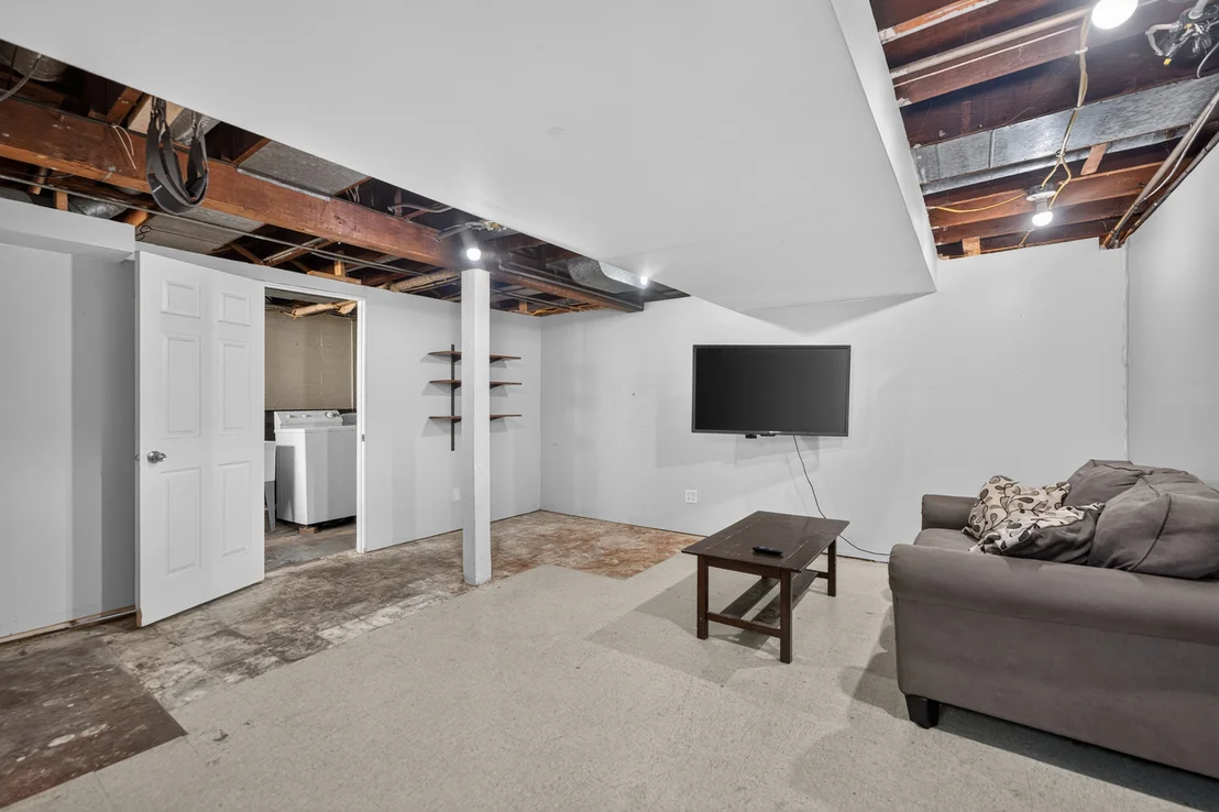 Photo of 623 Robert Avenue