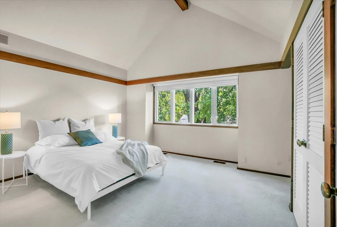 Photo of 10 Carriage Way
