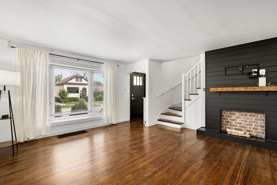 Photo of 4237 Park Avenue
