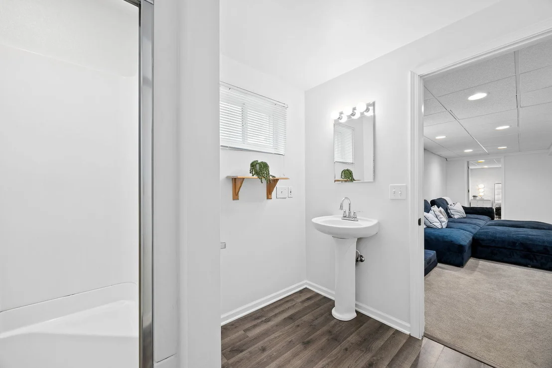 Photo of 1680 Logan Street