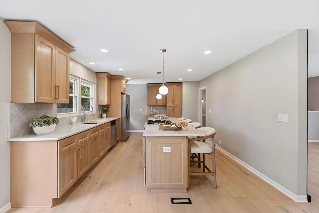 Photo of 624 Willow Lane