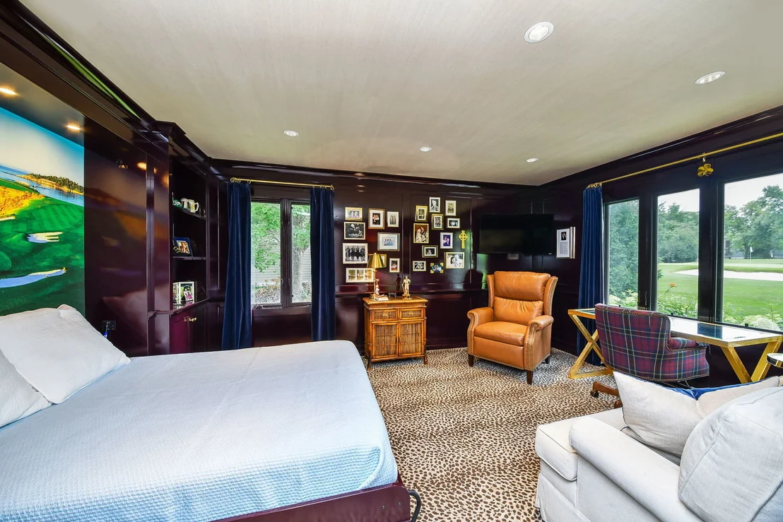Photo of 1010 Thunderbird Lane