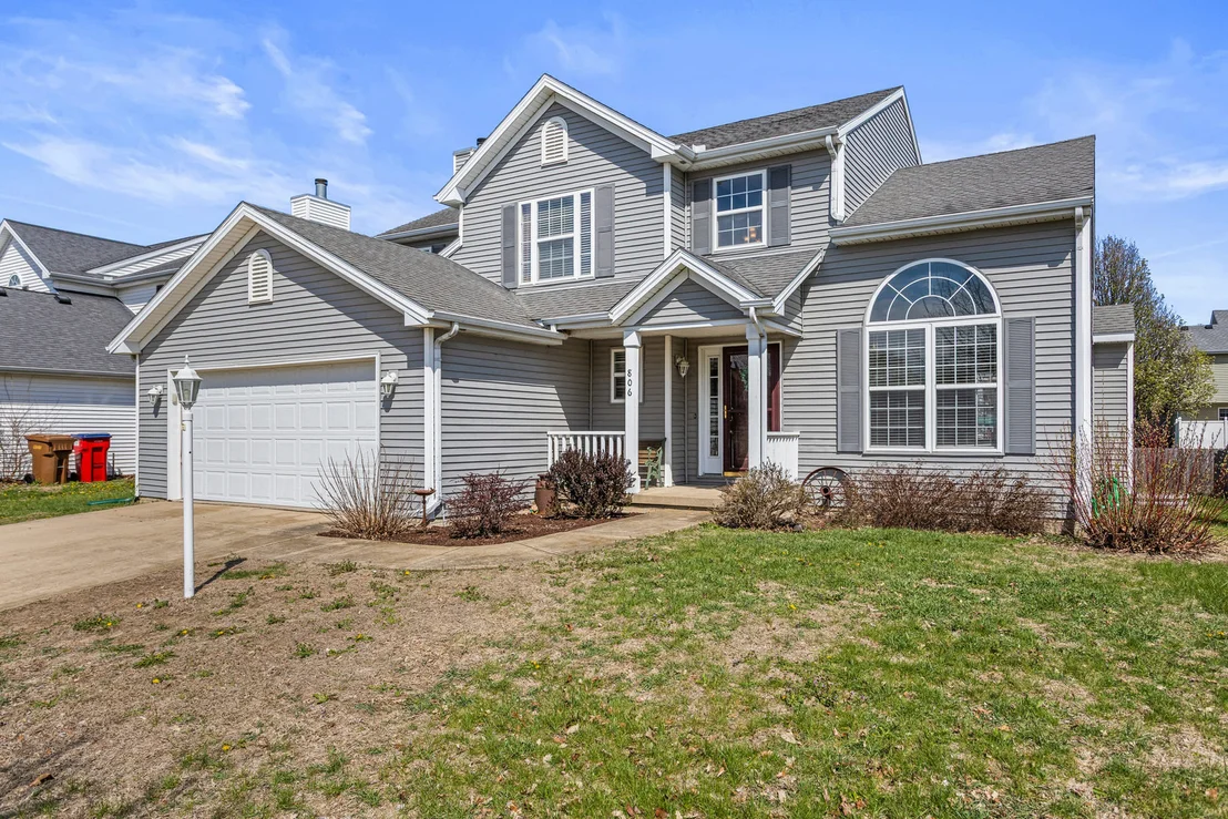 Photo of 806 Switchgrass Lane