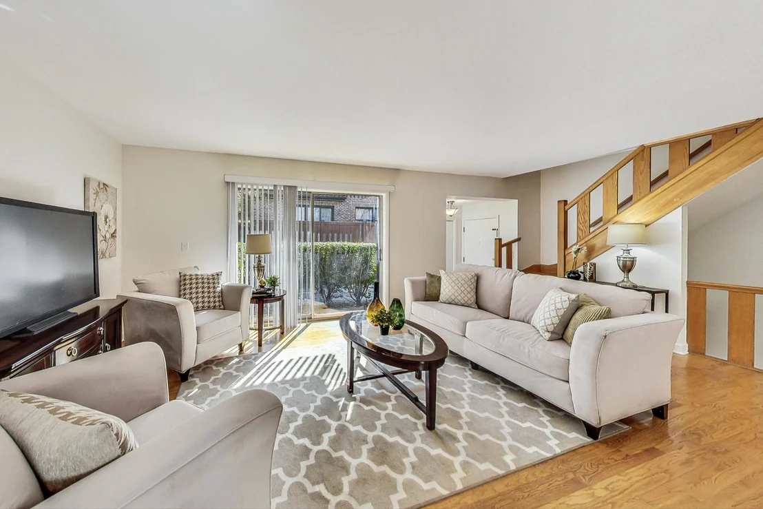 Photo of Unit A at 1216 Pine Street
