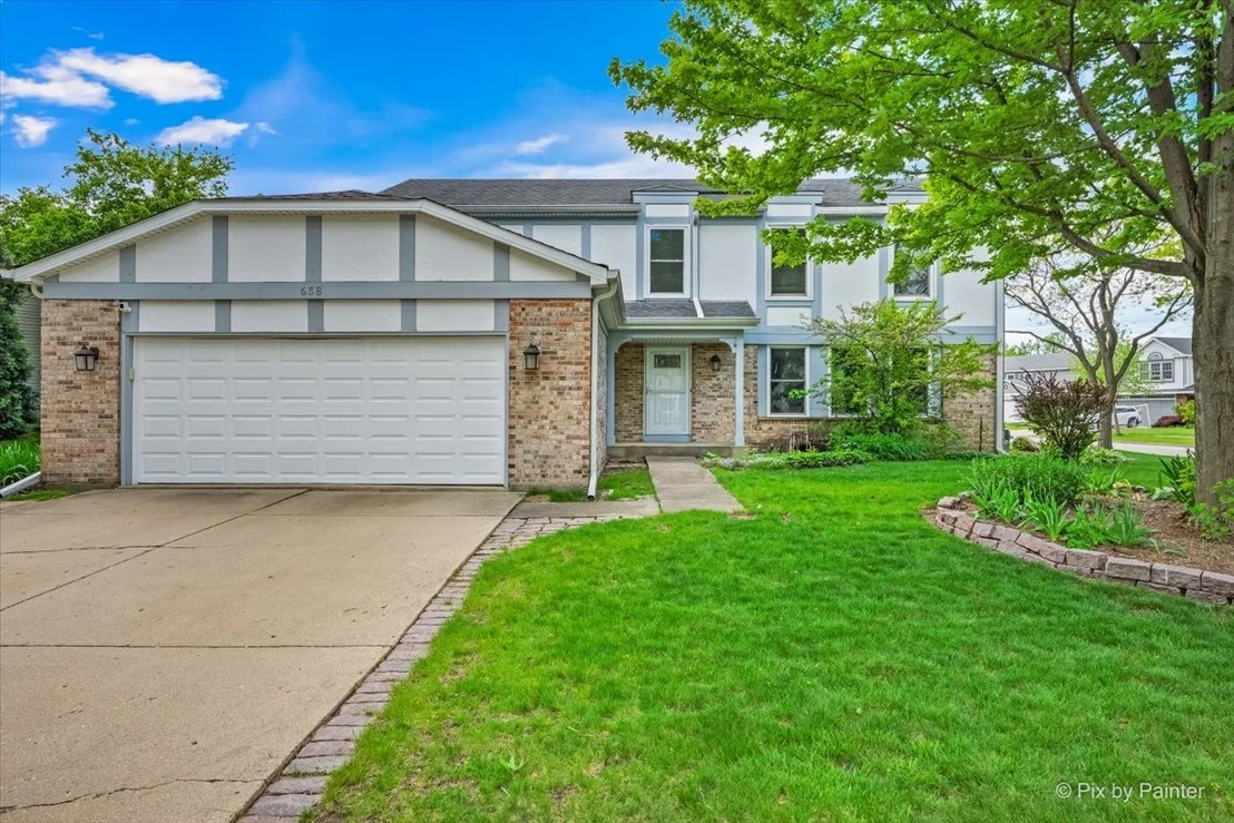Photo of 658 WAINSFORD Drive
