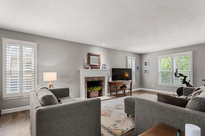 Photo of 1703 Mayfair Road