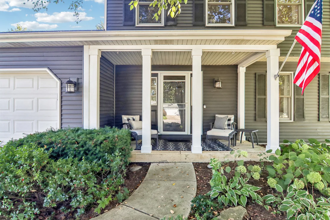 Photo of 585 Yellowstone Drive