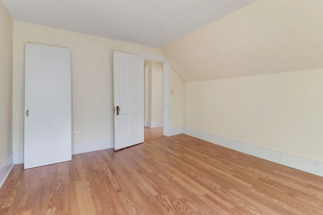 Photo of 409 Woodrig Road