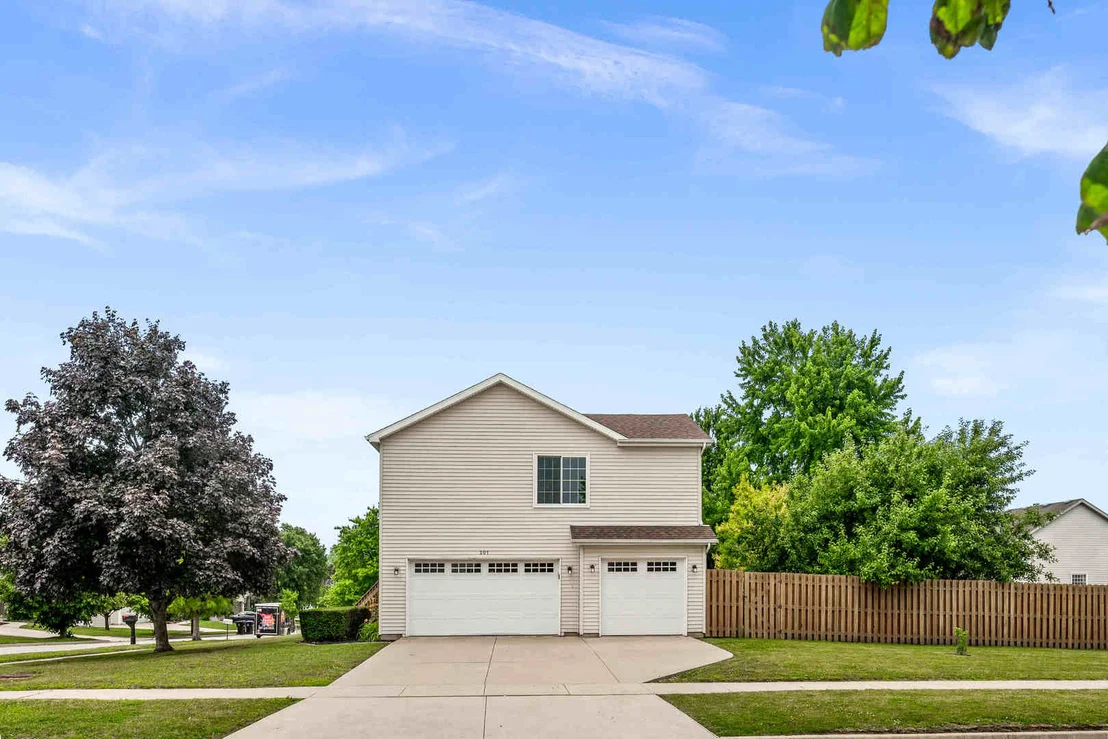 Photo of 301 Waterford Estates Drive