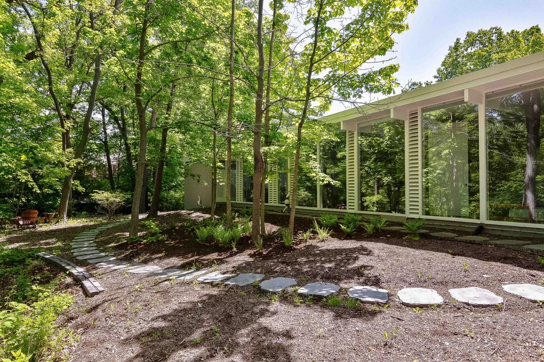 Photo of 151 Maple Avenue