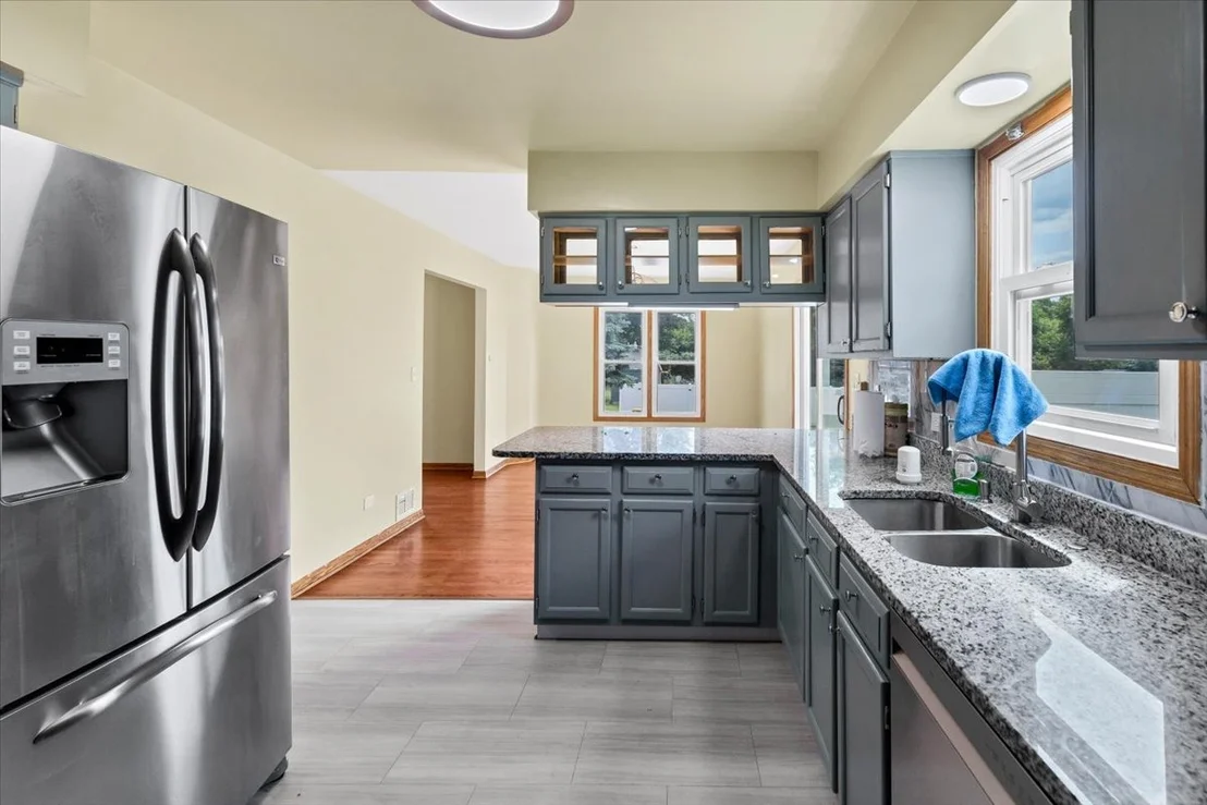 Photo of 2153 Laurel Avenue