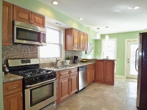 Photo of 1005 DODGE Avenue