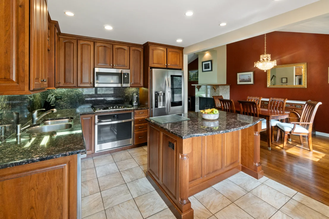 Photo of 1621 Longmeadow Drive