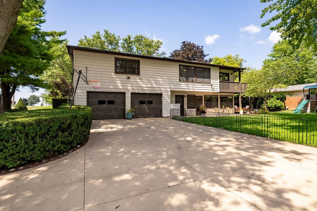 Photo of 1023 Barton Drive