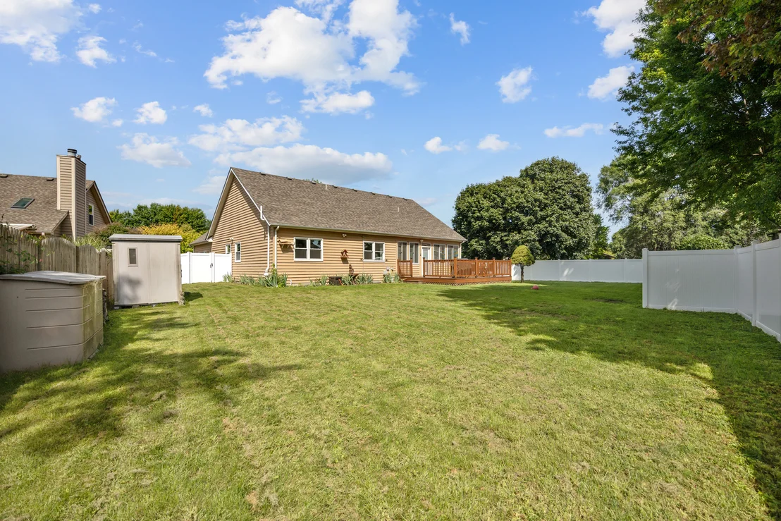 Photo of 660 Louise Drive