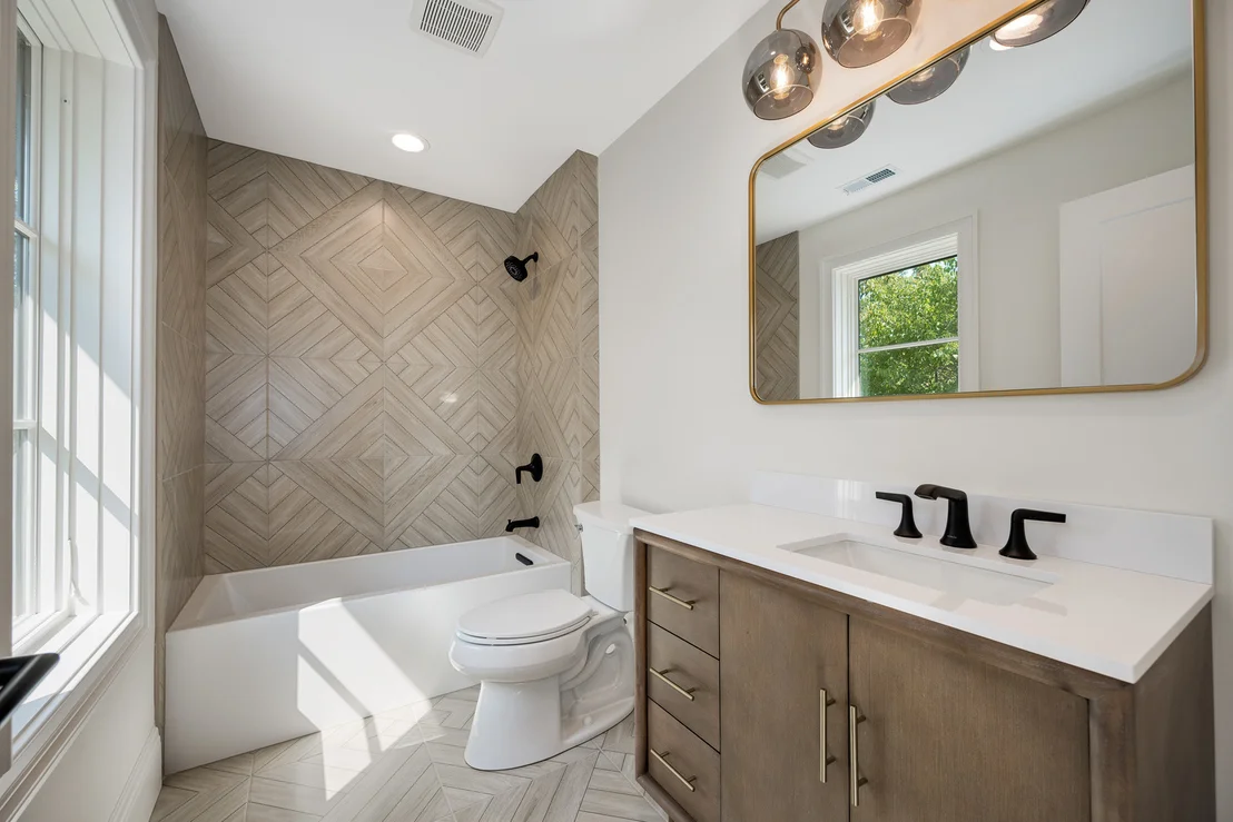 Photo of 809 Lenox Road