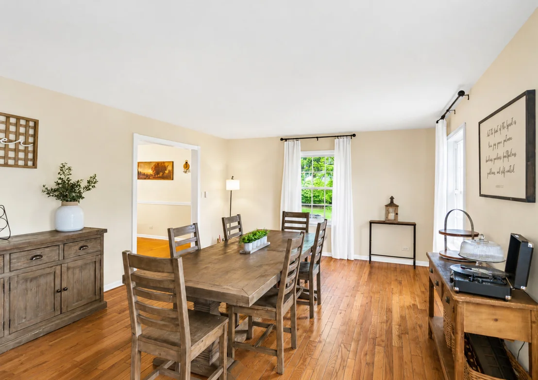 Photo of 38W643 Bittersweet Lane