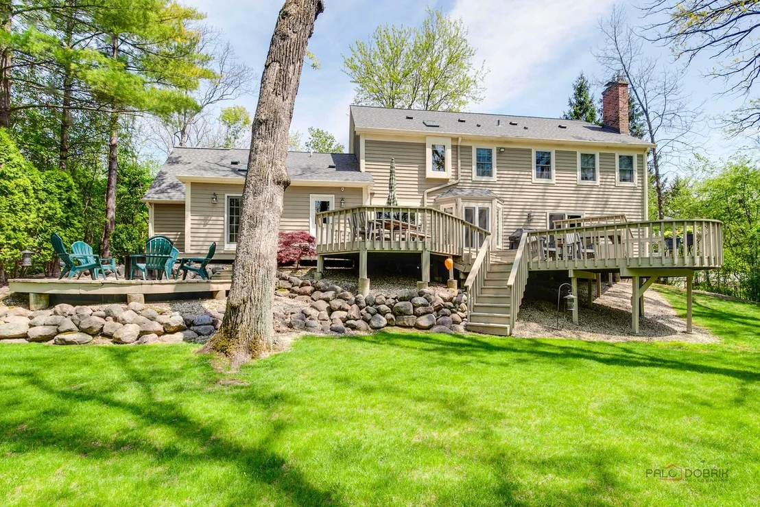 Photo of 121 Pembroke Drive