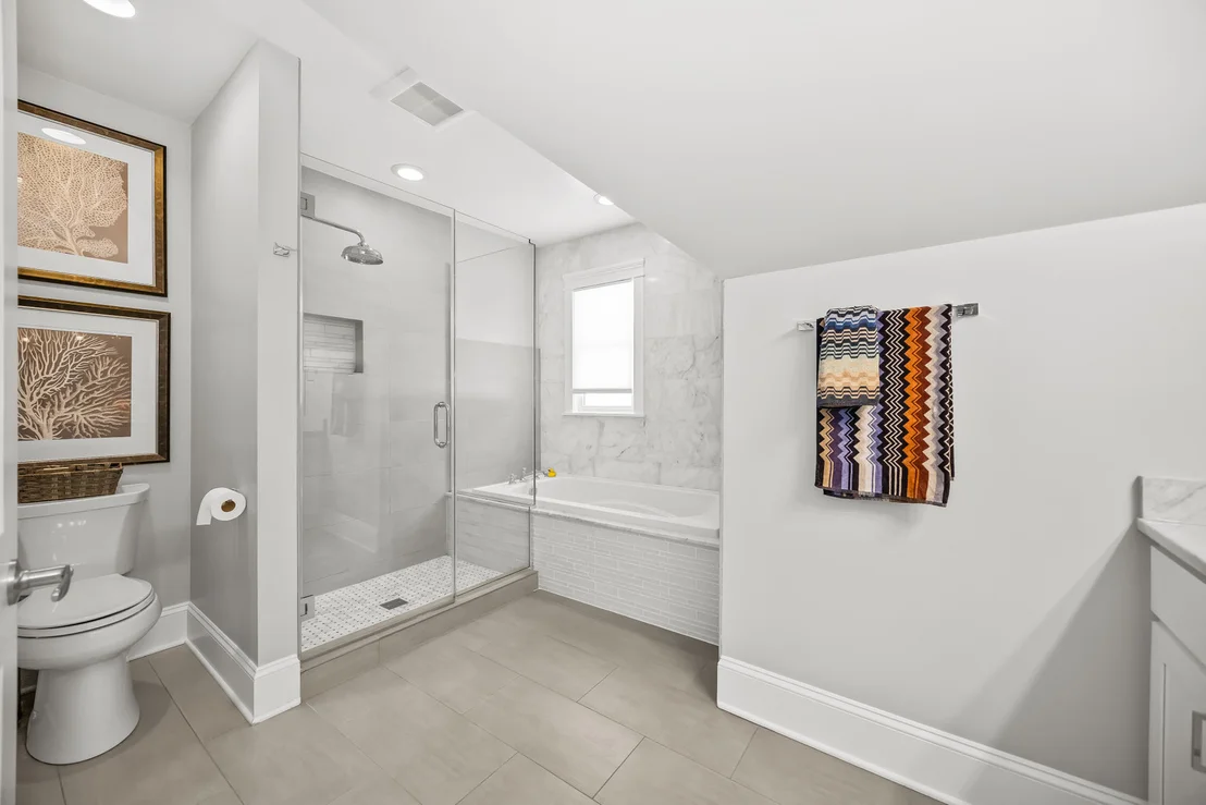 Photo of 2121 Pioneer Road