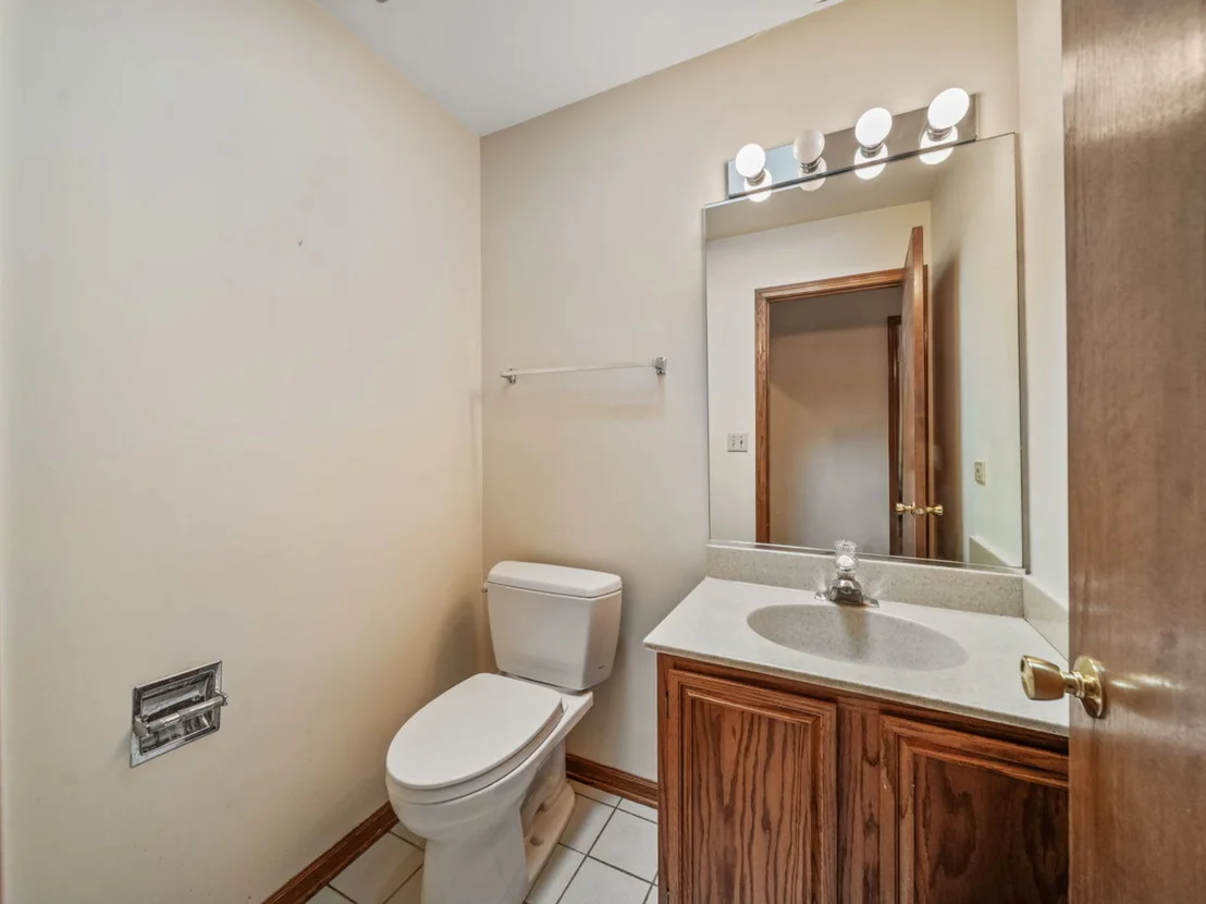 Photo of Unit A at 1775 Lakeview Drive