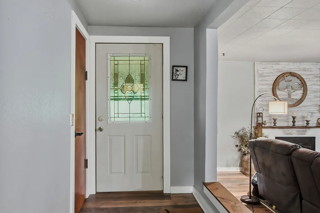 Photo of 33834 Hillcrest Drive